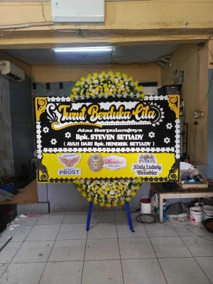 Papan Bunga di Banyubiru